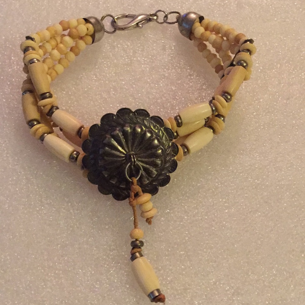 Bone beads bracelet ankle